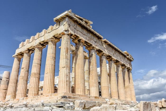 Ateena otselennud taastuvad alates 17. maist