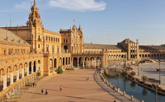 Sevilla soovib ikoonilise Plaza de España muuta tasuliseks