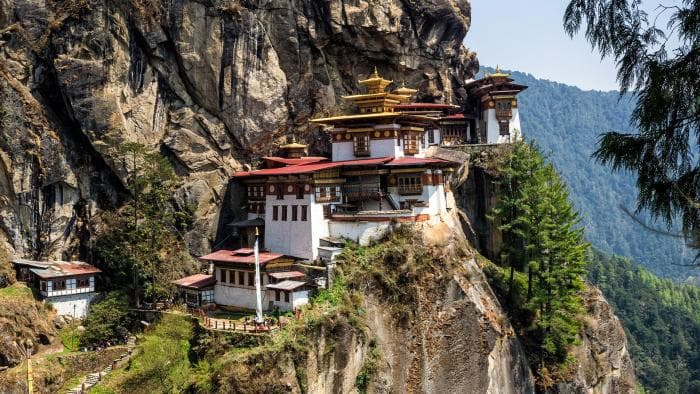 Bhutan avaneb, aga reisimine seal läheb oluliselt kallimaks