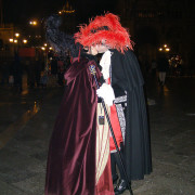 Veneetsia karneval: suudlus öös