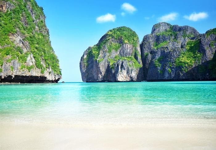 Maya Bay Phi Phi Leh saarel suletakse taas