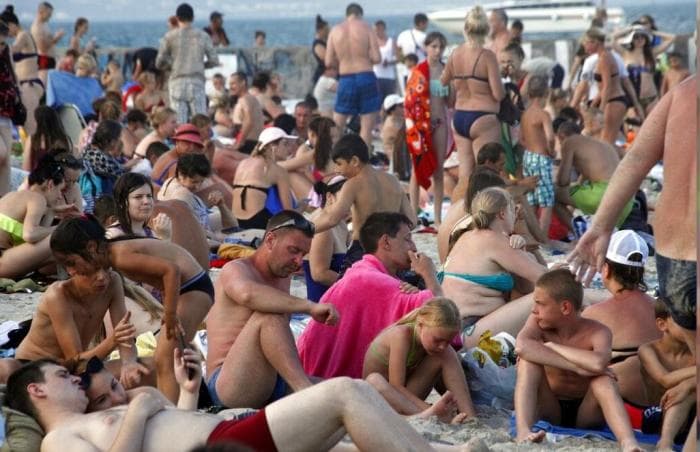 Musta mere kuurortites on ohutusnõutest ükskõik