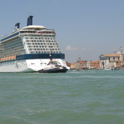 Suured laevad vanas linnas