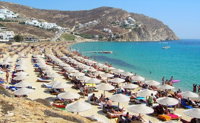 Kreekas nõutakse ebaseaduslikult hõivatud randade vabastamist