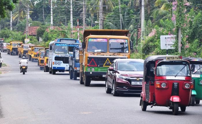 Sri Lanka hakkab kohalikke juhilube väljastama lennujaamas