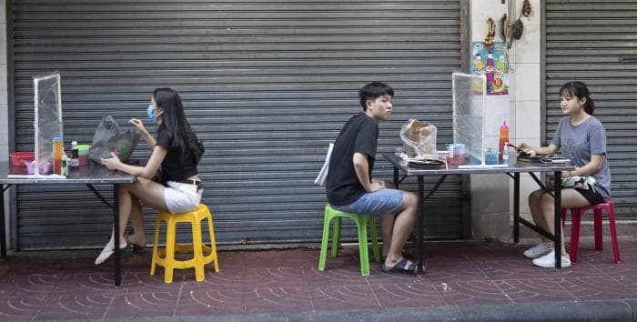 Fotod Tai tänavatoitlustuse uutest reeglitest