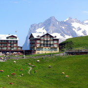 Kleine Scheidegg- Šveitsi Alpide idüll kahe kilomeetri kõrgusel.