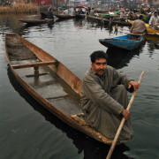 Ujuv turg, Dal lake. Srinagar, Kashmiir